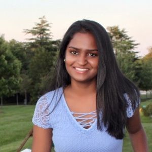 Meet your Posher, Aadhira